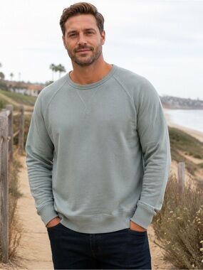 Birdwell Beach Britches Men’s XXL Double V Raglan Crewneck Sweatshirt